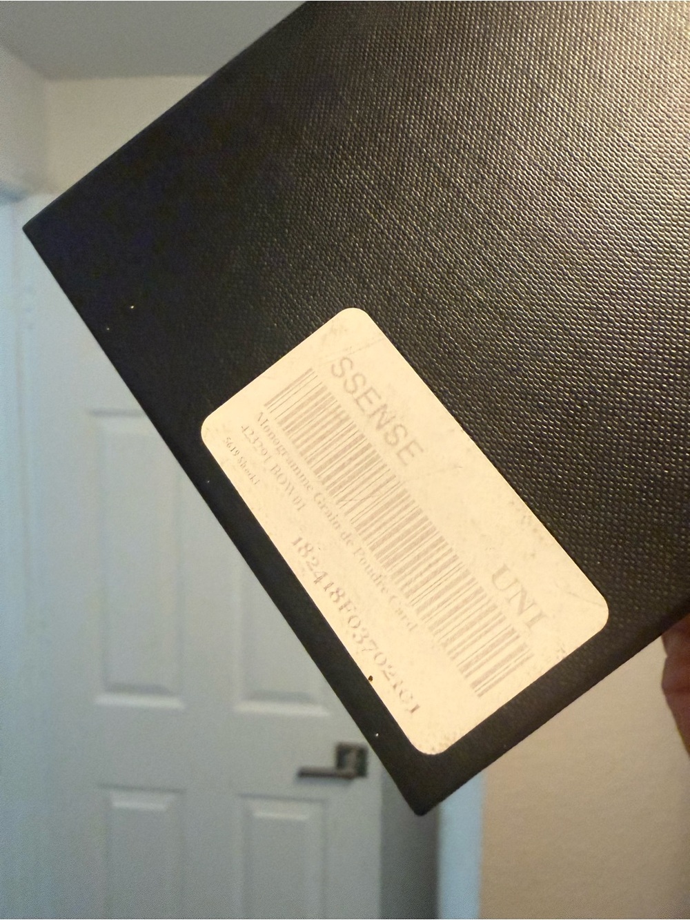 Authentic YSL Card Holder - Picture 11 of 11